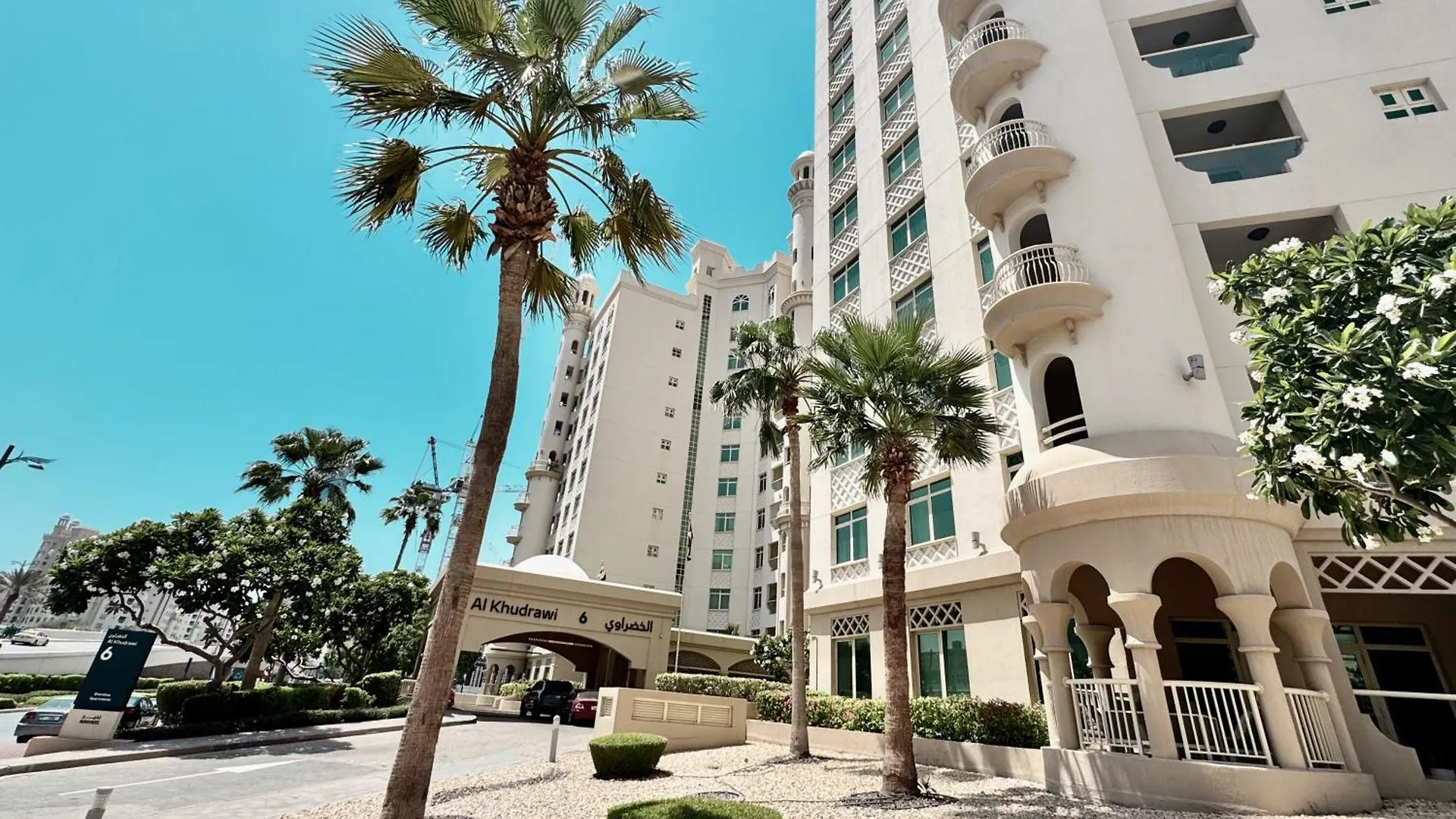 Palm Paradise Walk To Beach Дубай ОАЭ